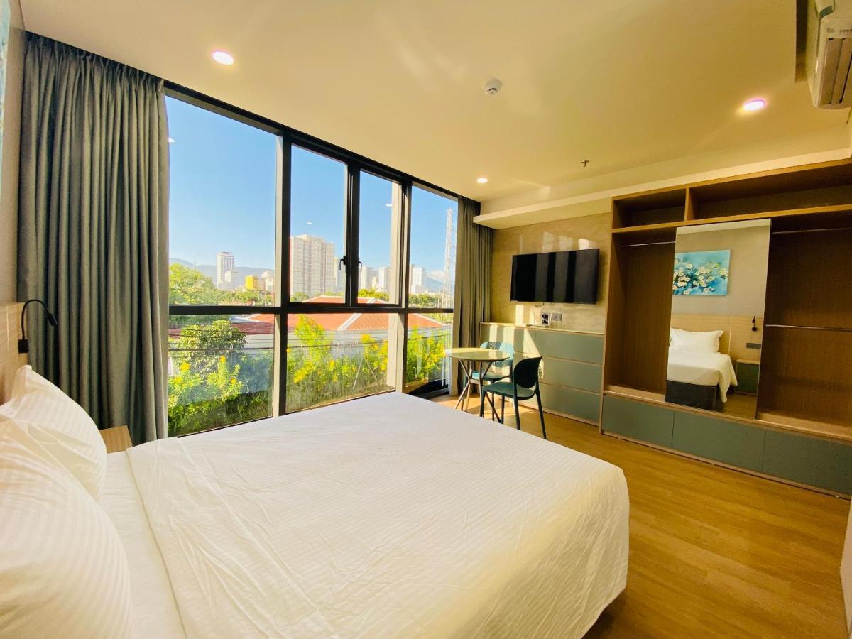 นาม โฮเทล แอนด์ เรสซิเดนซ์ Hotel ดานัง ภายนอก รูปภาพ