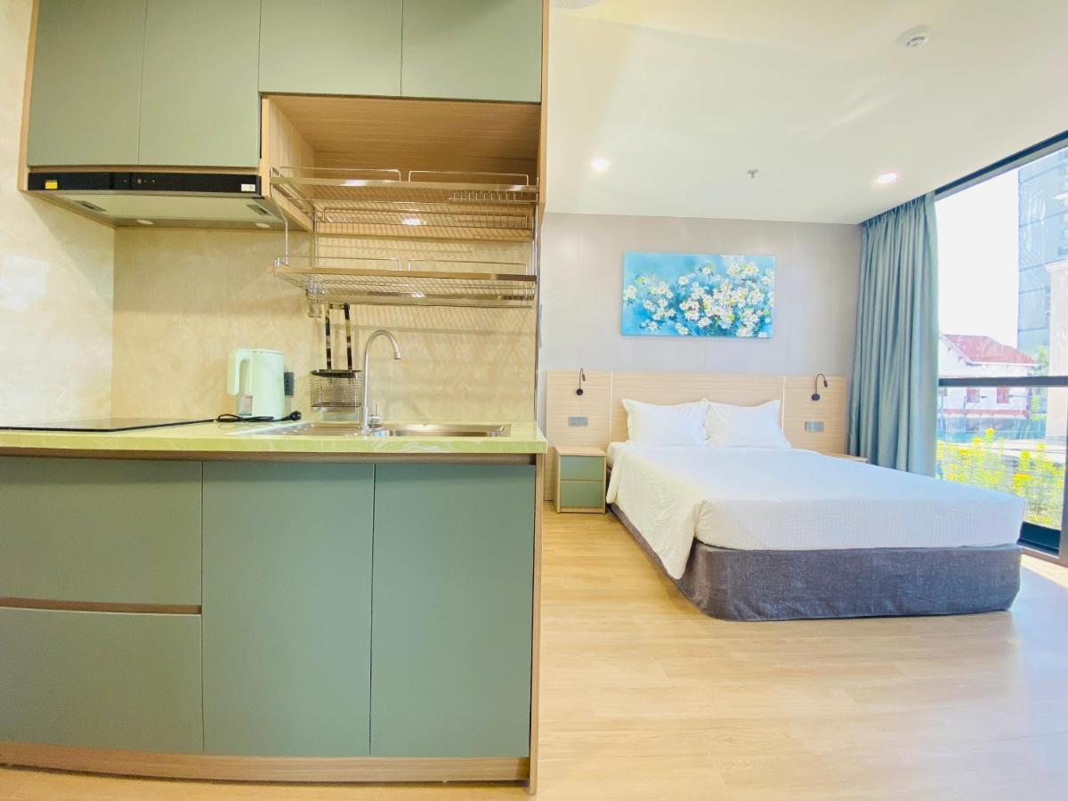 นาม โฮเทล แอนด์ เรสซิเดนซ์ Hotel ดานัง ภายนอก รูปภาพ