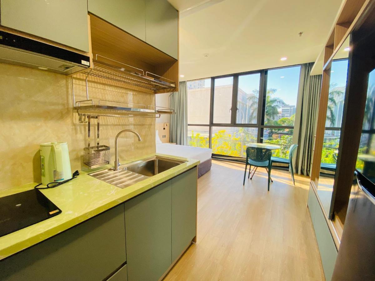 นาม โฮเทล แอนด์ เรสซิเดนซ์ Hotel ดานัง ภายนอก รูปภาพ