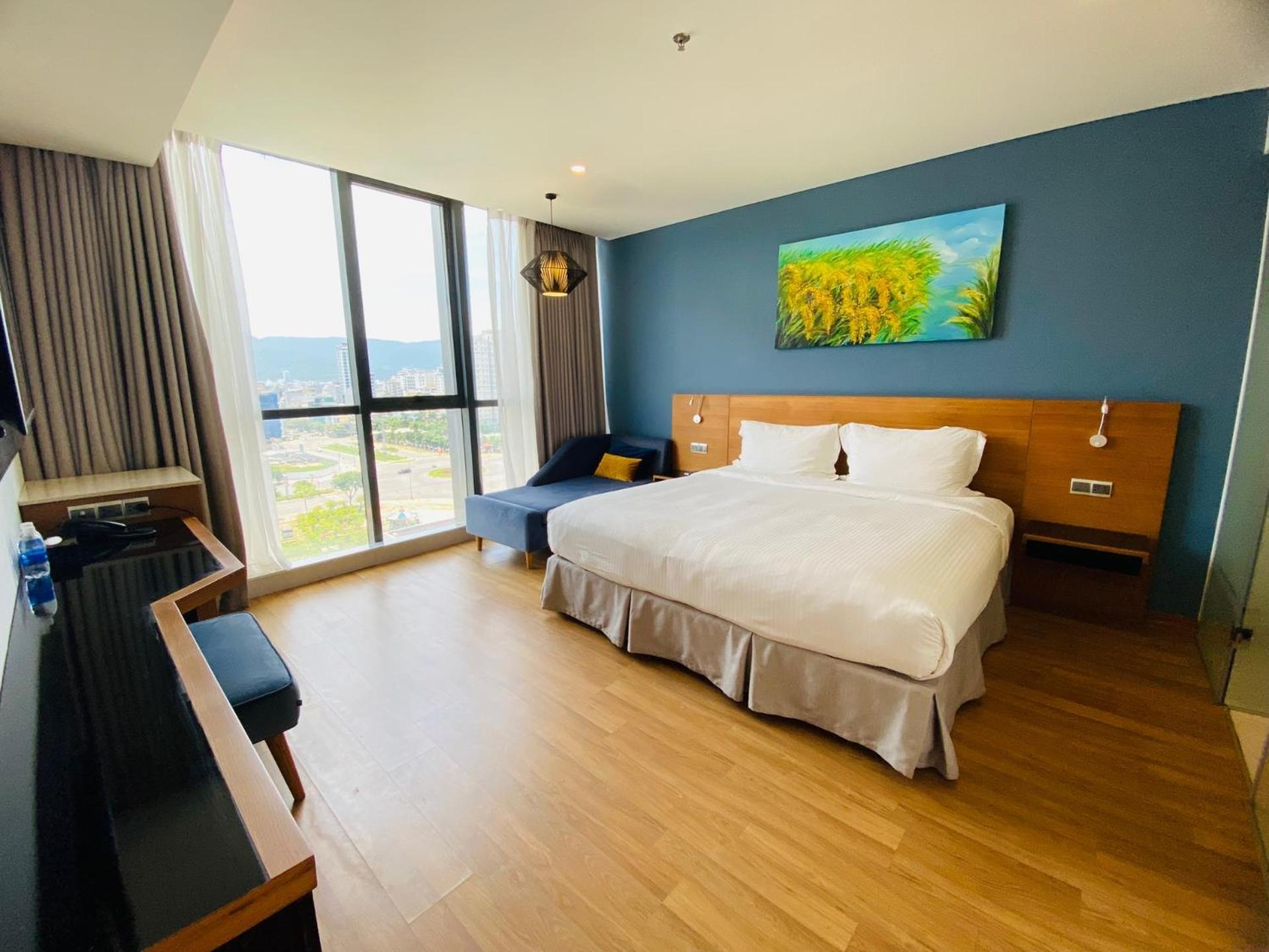 นาม โฮเทล แอนด์ เรสซิเดนซ์ Hotel ดานัง ภายนอก รูปภาพ