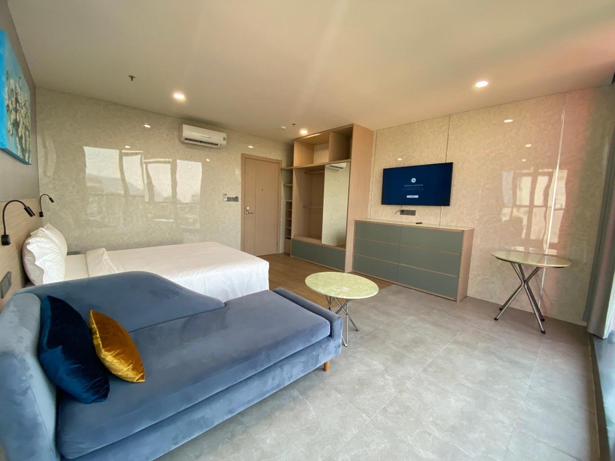 นาม โฮเทล แอนด์ เรสซิเดนซ์ Hotel ดานัง ภายนอก รูปภาพ