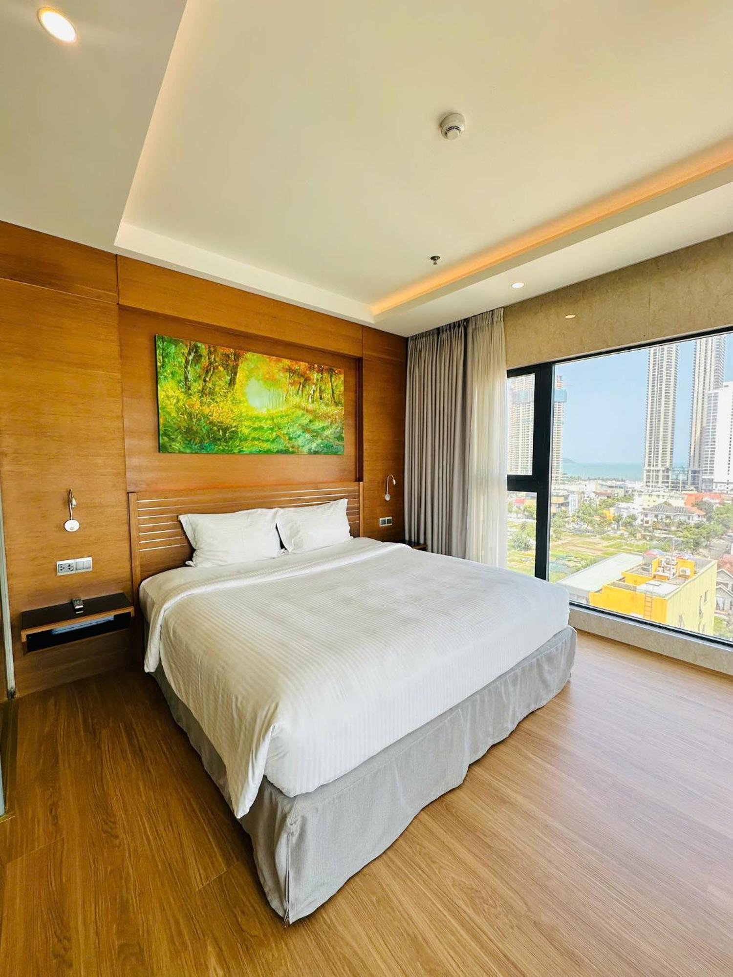 นาม โฮเทล แอนด์ เรสซิเดนซ์ Hotel ดานัง ภายนอก รูปภาพ