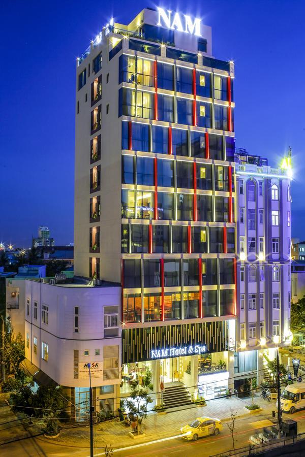 นาม โฮเทล แอนด์ เรสซิเดนซ์ Hotel ดานัง ภายนอก รูปภาพ